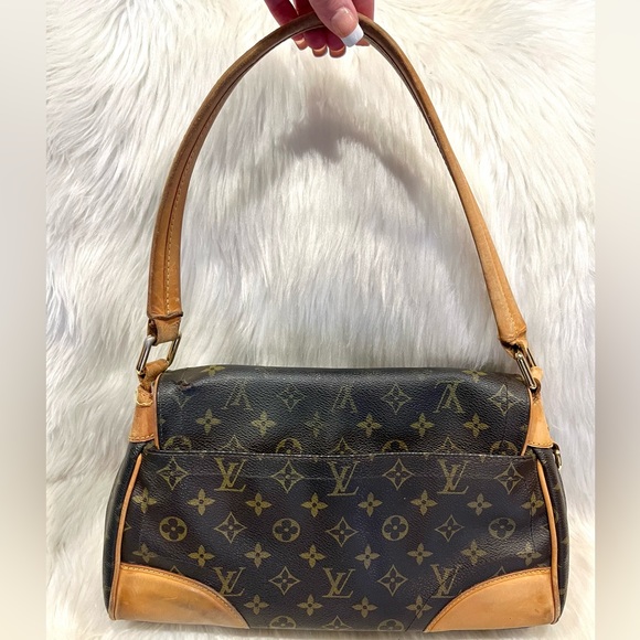 Authentic Louis Vuitton Beverly (**Has flaws)  Handbag Shoulder Bag Tote - Picture 3 of 16